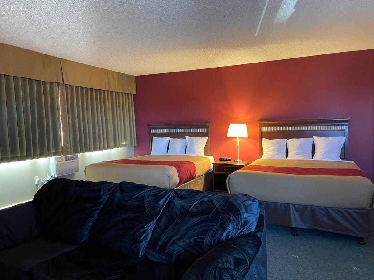 Travelodge By Wyndham Fort St John Fort St. John Exterior photo