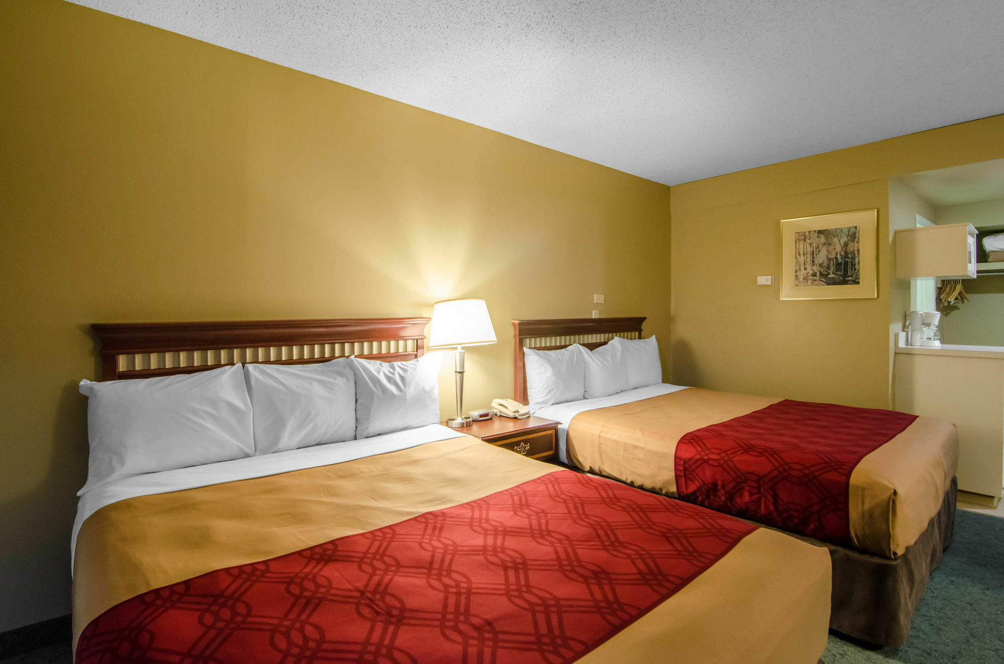 Travelodge By Wyndham Fort St John Fort St. John Exterior photo